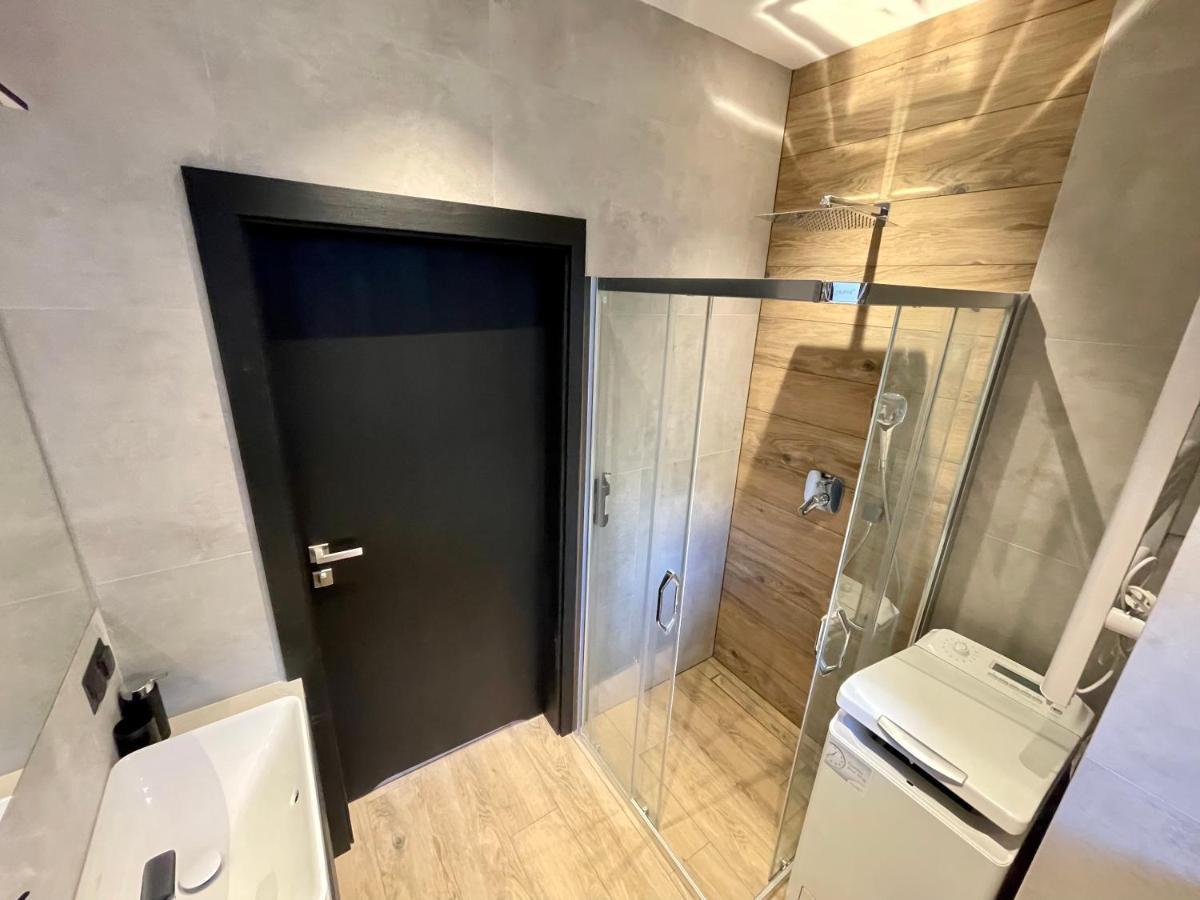 Apartment Zielona 9 *