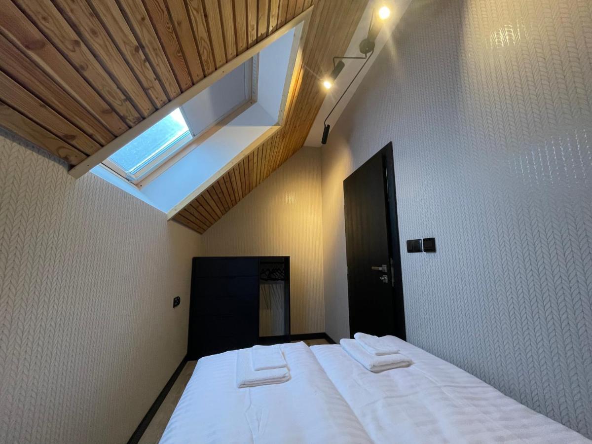 Apartment Zielona 9 *
